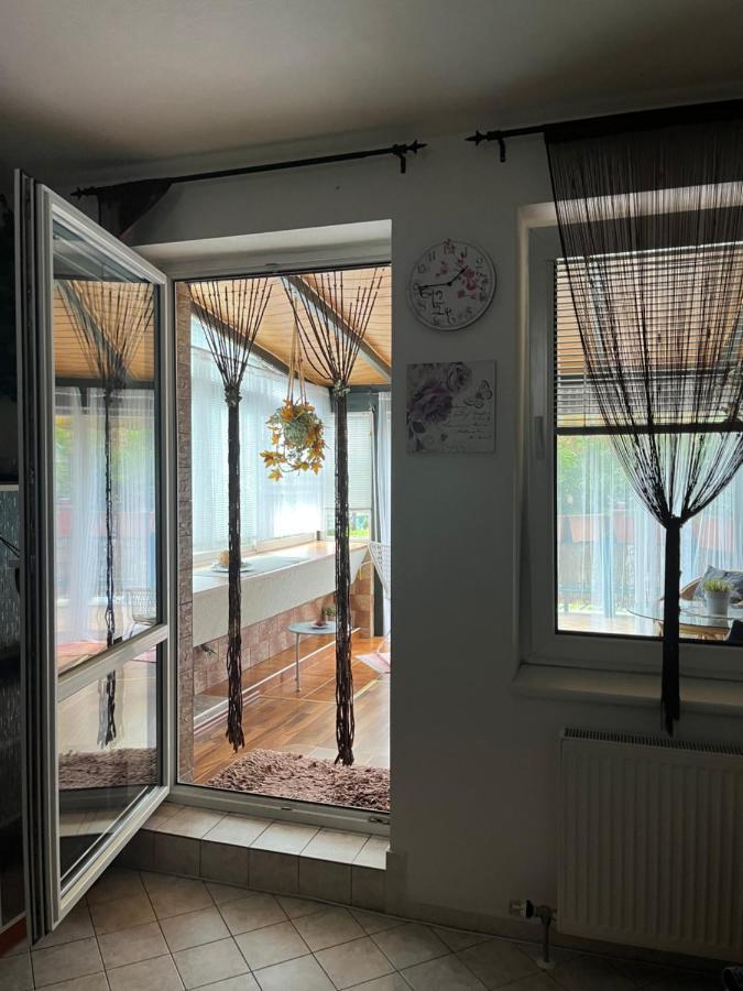 Terrace Apartment S 1 Spalnou Sofia-Parking & Wifi Bratislava Eksteriør bilde