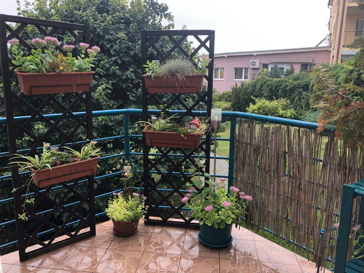 Terrace Apartment S 1 Spalnou Sofia-Parking & Wifi Bratislava Eksteriør bilde