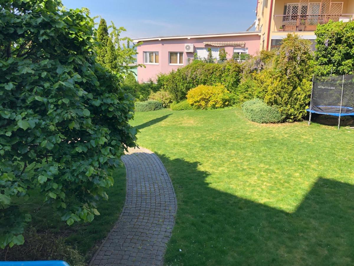 Terrace Apartment S 1 Spalnou Sofia-Parking & Wifi Bratislava Eksteriør bilde