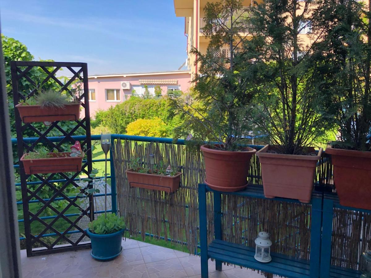 Terrace Apartment S 1 Spalnou Sofia-Parking & Wifi Bratislava Eksteriør bilde